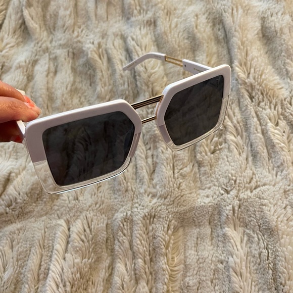 COCO AND BREEZY Amazonian 57mm Square Sunglasses. - Picture 10 of 14